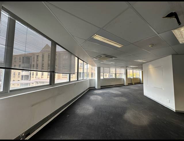 752.60M² OFFICE TO LET IN CENTURION CENTRAL